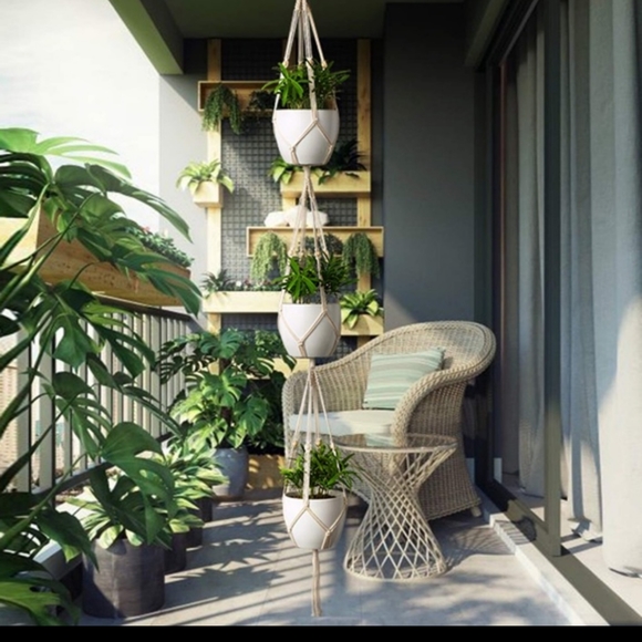 🌿 Set of 2 Hanging Macrame Plant Holder - Picture 2 of 3